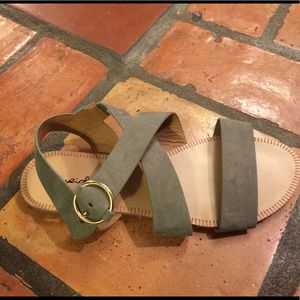 Qupid strappy sandals